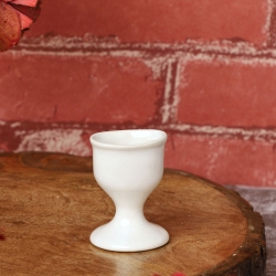 Eye Wash Cup White Color made of Porcelain Ceramic for Keep Your 